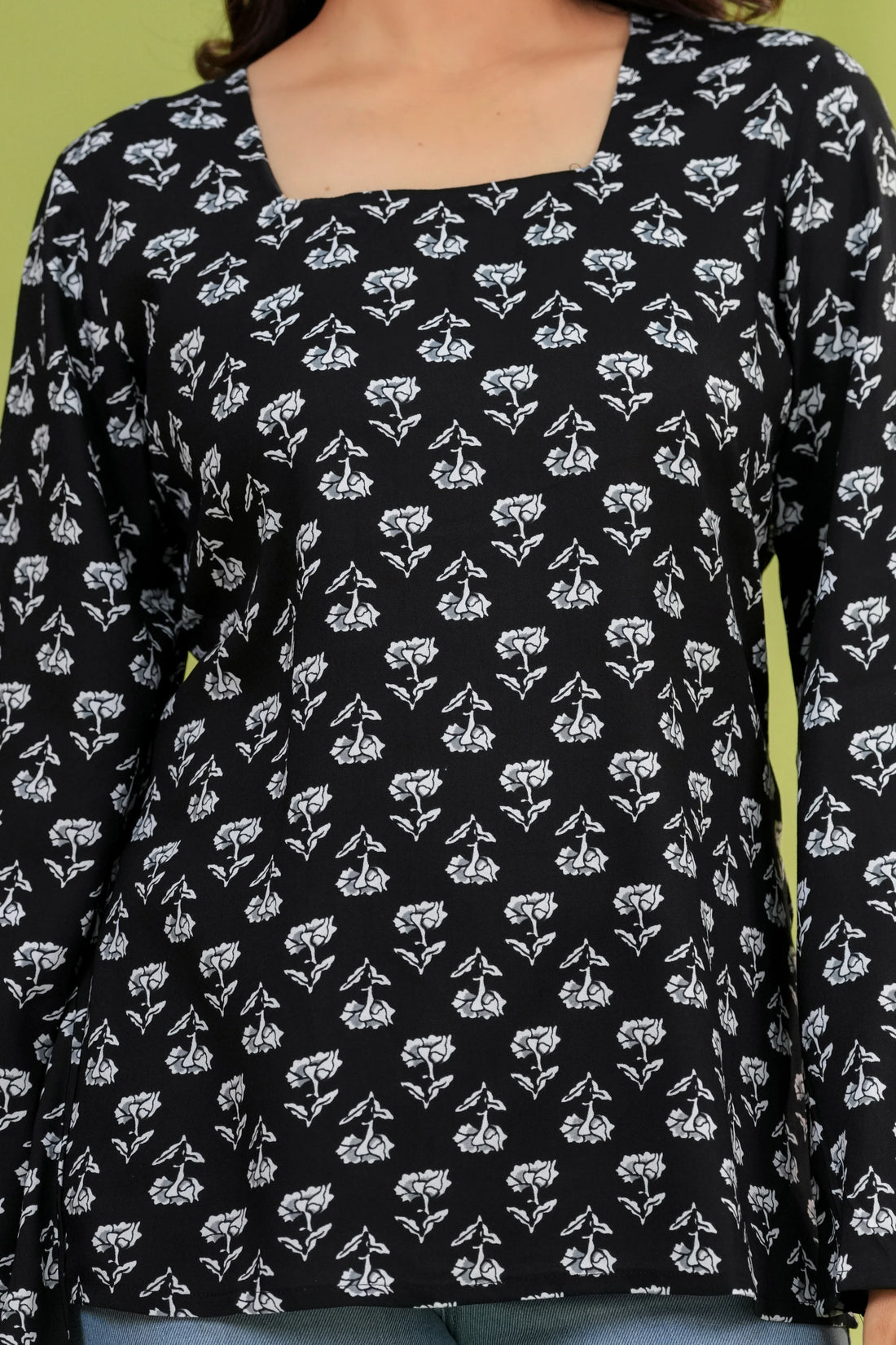 Women Black Printed Short Kurti